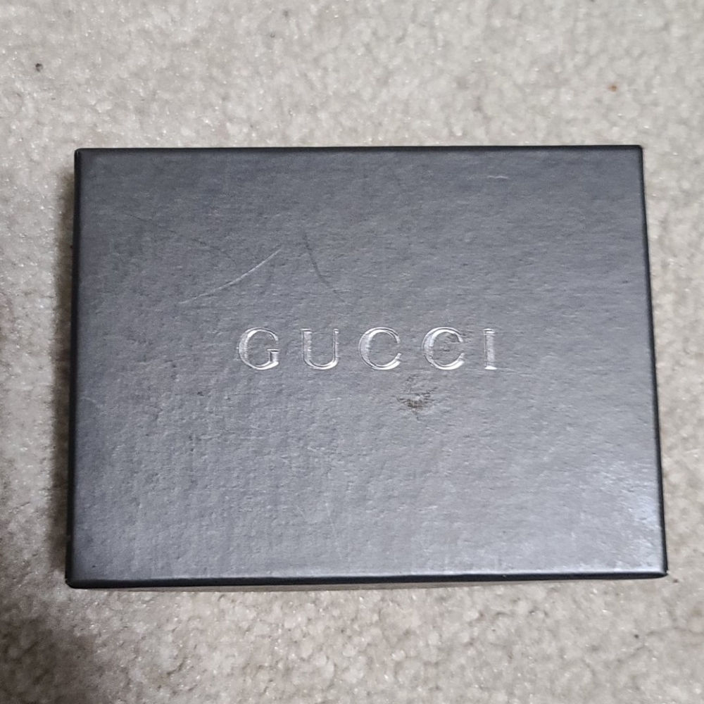 Gucci wallet box